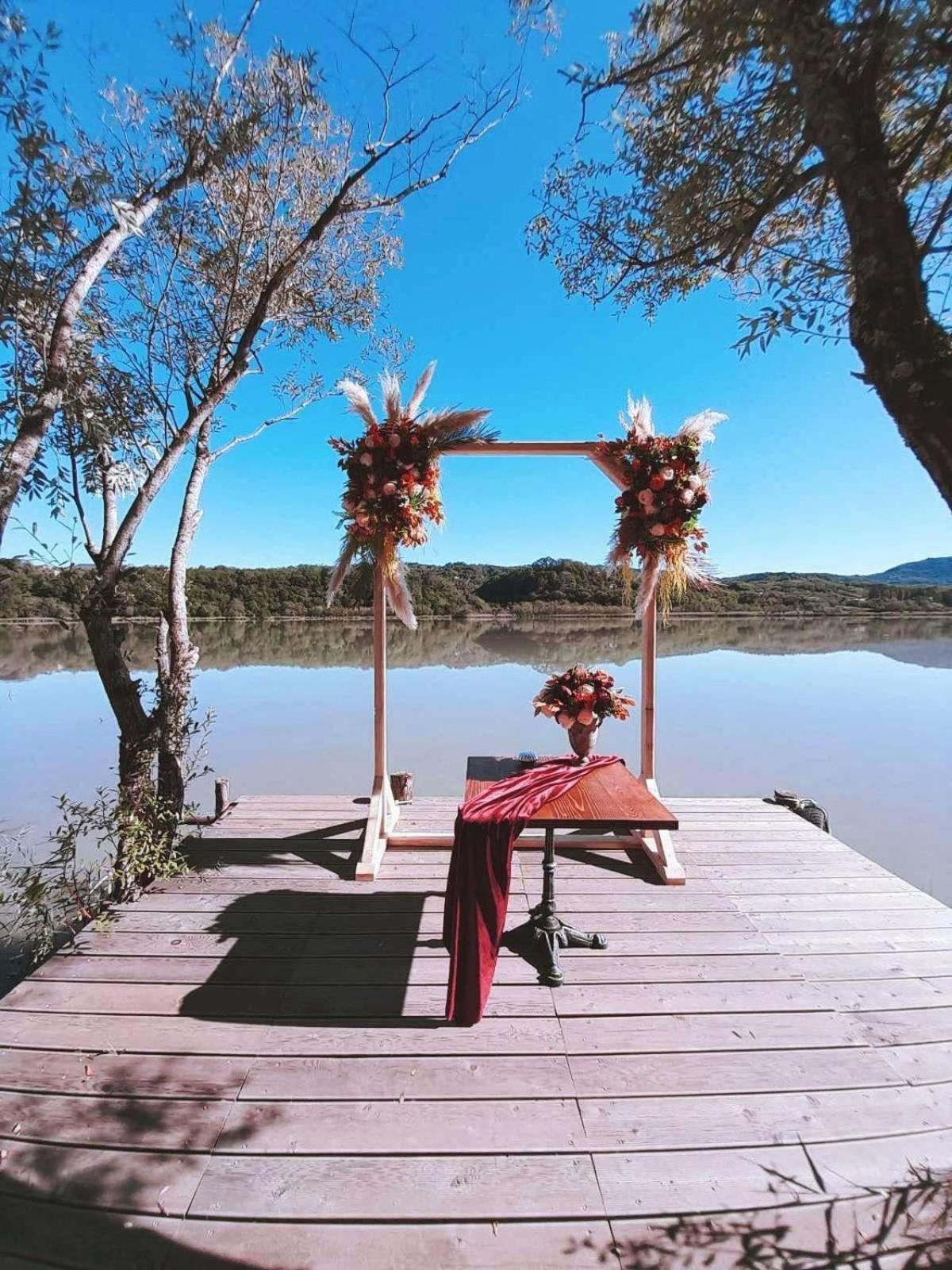 Porto Gumati Hotel คูทายสิ ภายนอก รูปภาพ